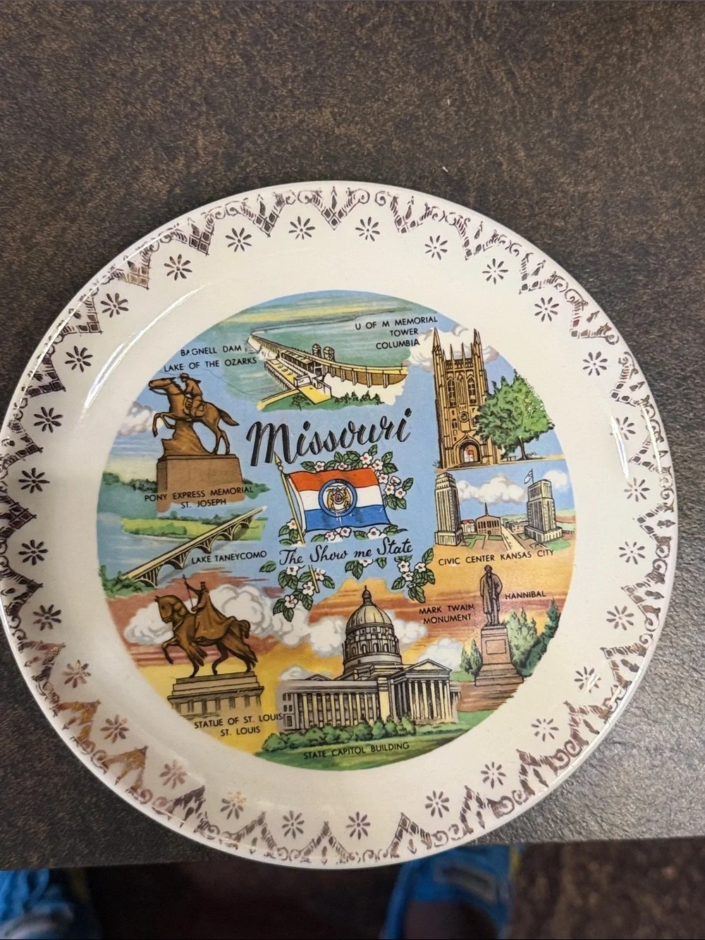 Missouri Souvenir Decorative Plate - White with Multi-Color State Illustrations